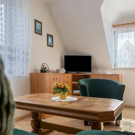 Haus Arvert Feriehus *